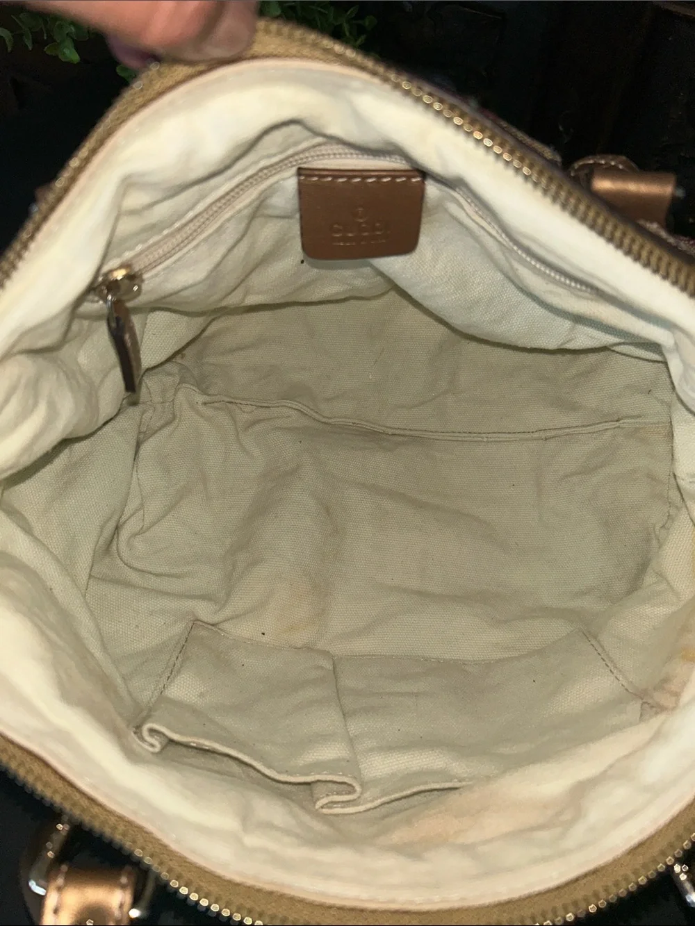 Beautiful bag beautiful shoulder
